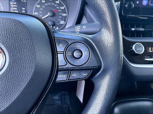 Certified 2025 Toyota Corolla LE FWD image 24