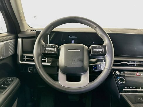 Used 2026 Hyundai Santa Fe SEL FWD image 18