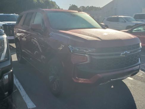 Used 2022 Chevrolet Tahoe Z71 image 2