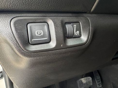 Used 2018 GMC Acadia SLT w/ LPO, Protection Package image 6