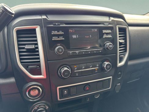 Used 2018 Nissan Titan S w/ S Utility Package image 12