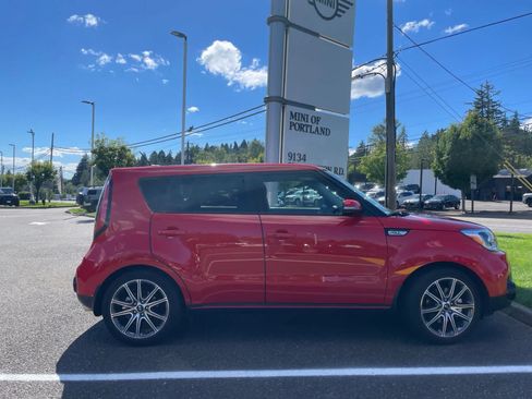 Used 2019 Kia Soul ! w/ Technology Package FWD image 6