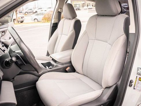 Used 2024 Subaru Legacy Premium image 12