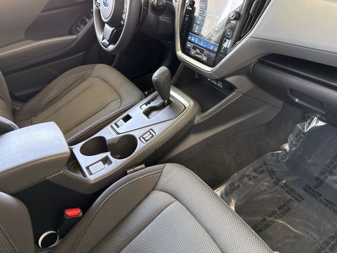 Used 2024 Subaru Crosstrek 2.0i Premium image 31