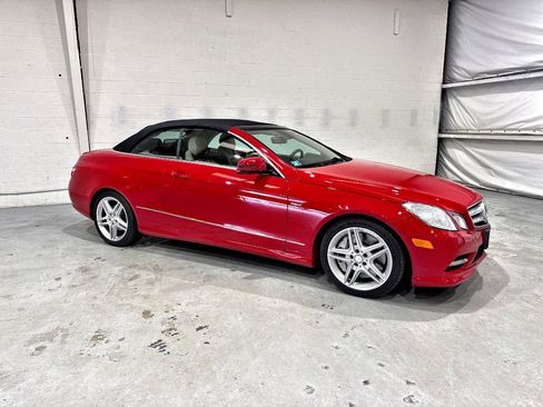 Used 2012 Mercedes-Benz E 550 Cabriolet image 5