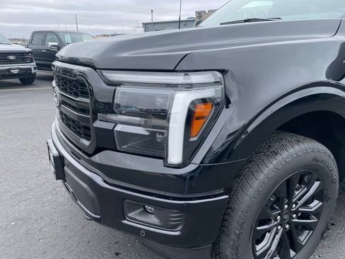 Used 2025 Ford F150 Lariat w/ Equipment Group 502A High image 40