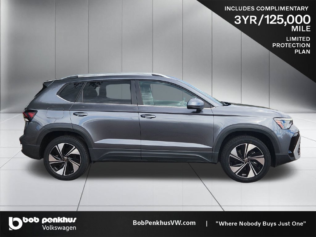 Used 2025 Volkswagen Taos SE AWD/4WD image 24
