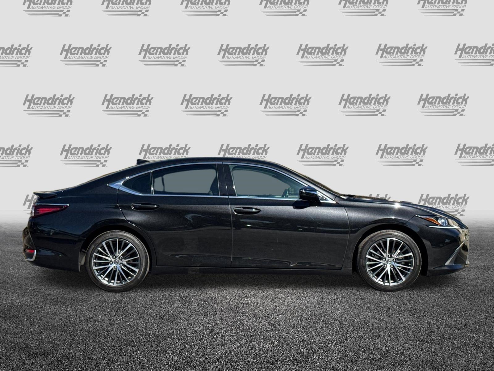 Certified 2024 Lexus ES 300h w/ Premium Package FWD image 3