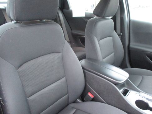 Used 2024 Chevrolet Malibu LT image 37