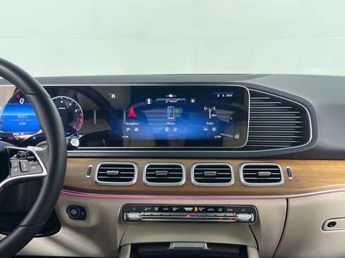 Certified 2026 Mercedes-Benz GLE 350 4MATIC image 17
