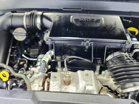 Used 2025 Jeep Compass Trailhawk AWD/4WD image 37