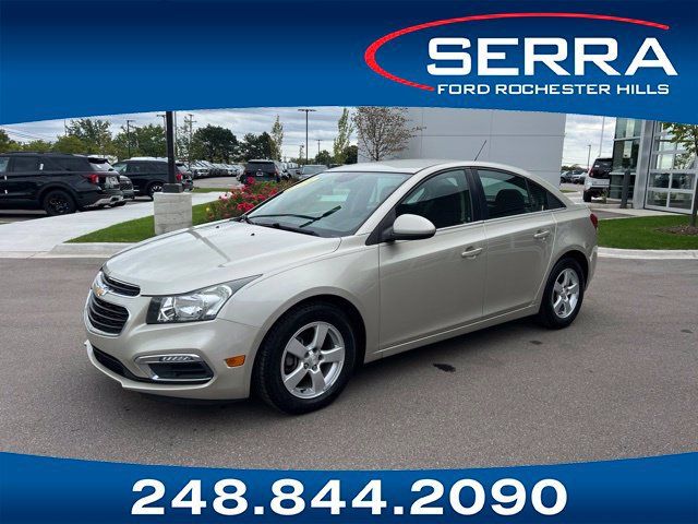 Used 2016 Chevrolet Cruze LT FWD image 1