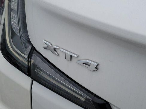 Certified 2024 Cadillac XT4 Sport FWD image 8
