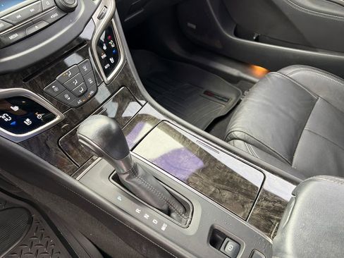 Used 2015 Buick LaCrosse Premium image 21