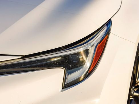 Used 2024 Toyota Corolla SE image 5