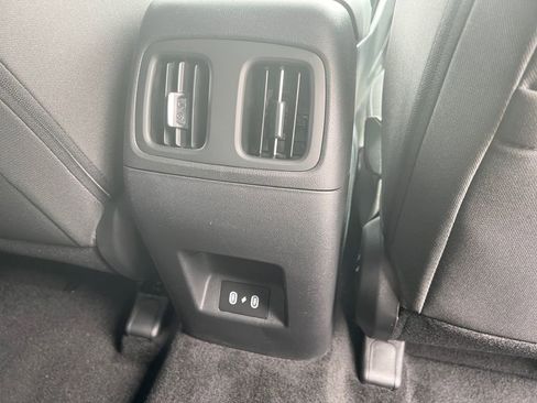 Certified 2025 Hyundai Tucson SEL FWD image 33