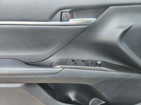 Used 2024 Toyota Camry XSE image 19