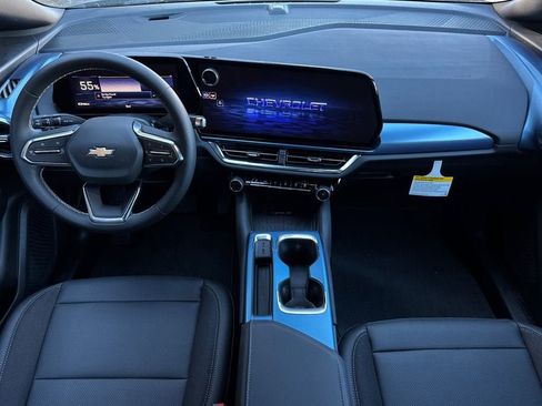 New 2026 Chevrolet Equinox EV LT w/ LPO, Blackout Package image 13