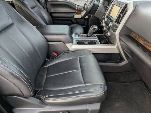 Used 2019 Ford F150 Lariat w/ Equipment Group 502A Luxury image 30