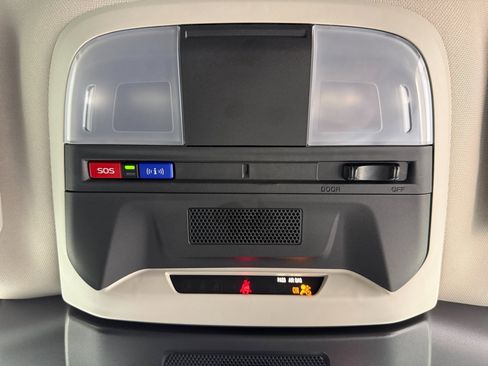 Used 2025 Subaru Crosstrek 2.0i Premium w/ Crosstrek Mirror Package image 29