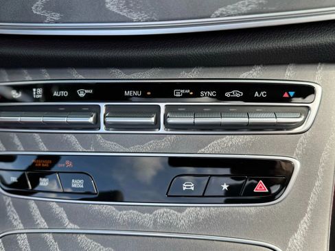 Used 2023 Mercedes-Benz E 53 AMG 4MATIC Cabriolet image 25