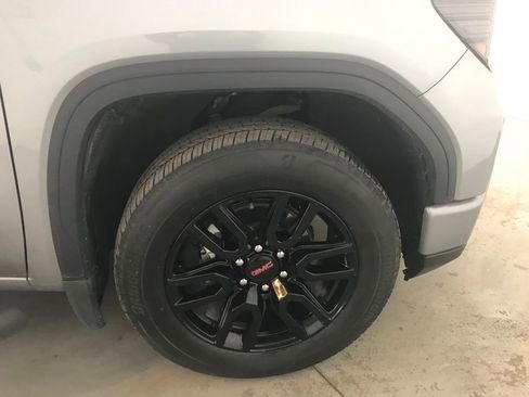 Used 2023 GMC Sierra 1500 Elevation image 49