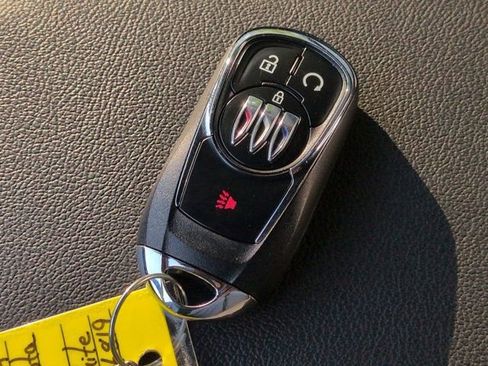 Used 2025 Buick Envista Sport Touring FWD image 26