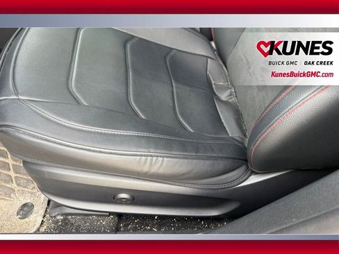 Used 2025 Mercedes-Benz CLA 35 AMG 4MATIC image 11