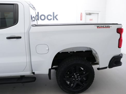 Used 2022 Chevrolet Silverado 1500 LT Trail Boss image 5