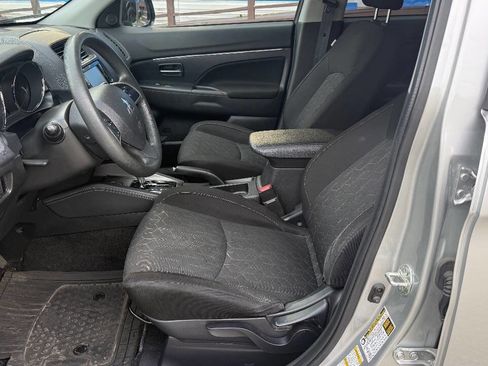 Used 2022 Mitsubishi Outlander Sport ES image 10