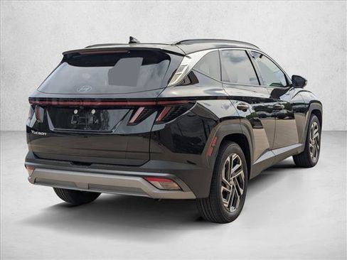 New 2026 Hyundai Tucson Limited FWD image 2