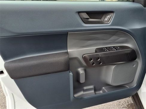 New 2025 Ford Maverick XL image 8