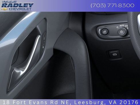 New 2025 Chevrolet Blazer LT w/ Convenience Package image 24