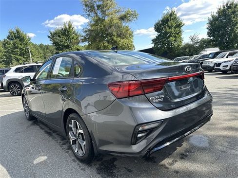 Used 2019 Kia Forte LXS image 3