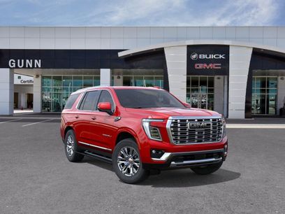 New 2026 GMC Yukon Denali w/ Sun & Power Step Package