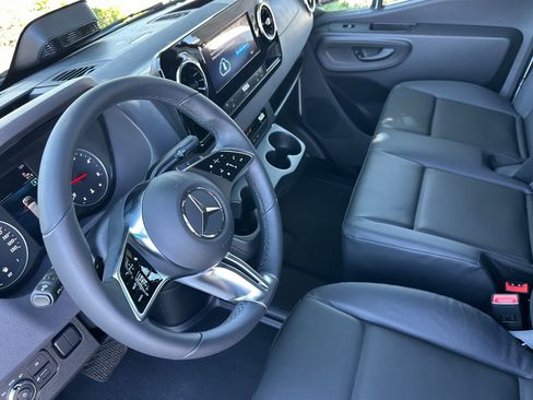 New 2026 Mercedes-Benz Sprinter 2500 image 10