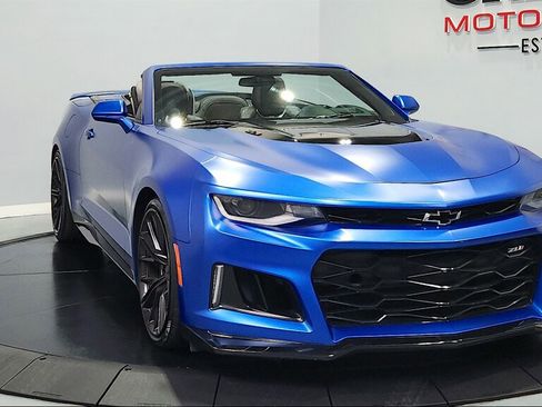 Used 2018 Chevrolet Camaro ZL1 RWD image 2