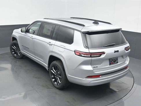 New 2026 Jeep Grand Cherokee L Limited AWD/4WD image 47