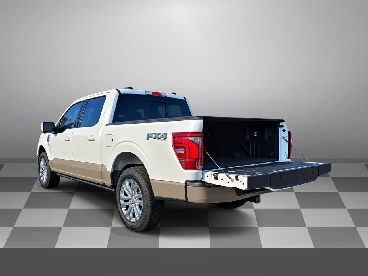 Used 2025 Ford F150 King Ranch w/ FX4 Off-Road Package AWD/4WD image 4