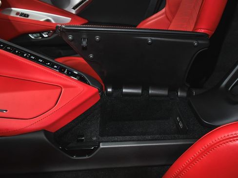 Used 2024 Chevrolet Corvette Stingray Preferred Conv w/ 2LT RWD image 49
