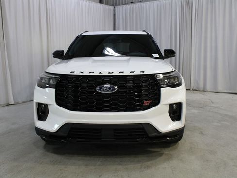 New 2026 Ford Explorer ST w/ Sun And Sound Package AWD/4WD image 38
