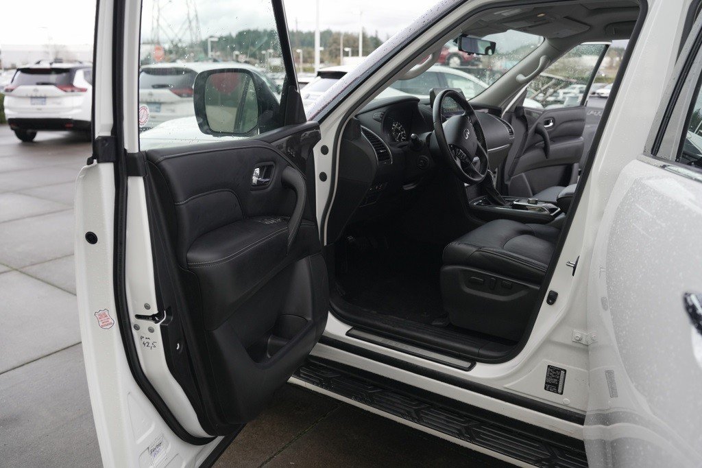 Used 2024 INFINITI QX80 Luxe AWD/4WD image 15