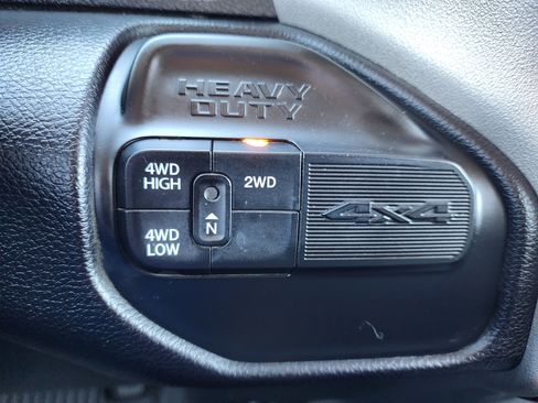 Used 2024 RAM 3500 Laramie image 27