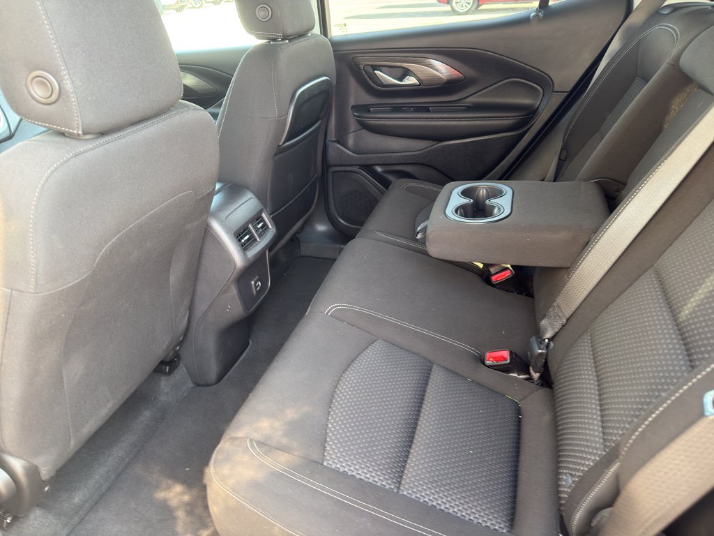Used 2024 GMC Terrain SLE AWD/4WD image 9