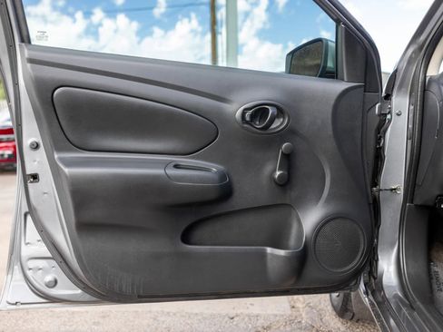 Used 2018 Nissan Versa S Plus image 10