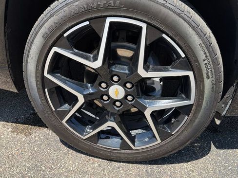 Used 2026 Chevrolet Traverse High Country w/ LPO, Floor Liner Package AWD/4WD image 6