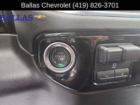Certified 2025 Chevrolet Silverado 1500 LT AWD/4WD image 12