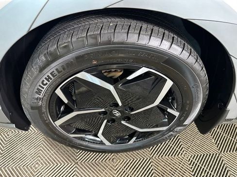 Used 2024 Hyundai Ioniq 5 Limited RWD image 9