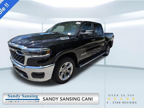 Used 2025 RAM 1500 Big Horn AWD/4WD image 1