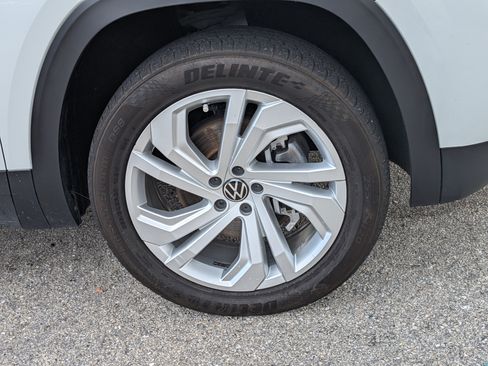 Used 2023 Volkswagen Atlas SE FWD image 11